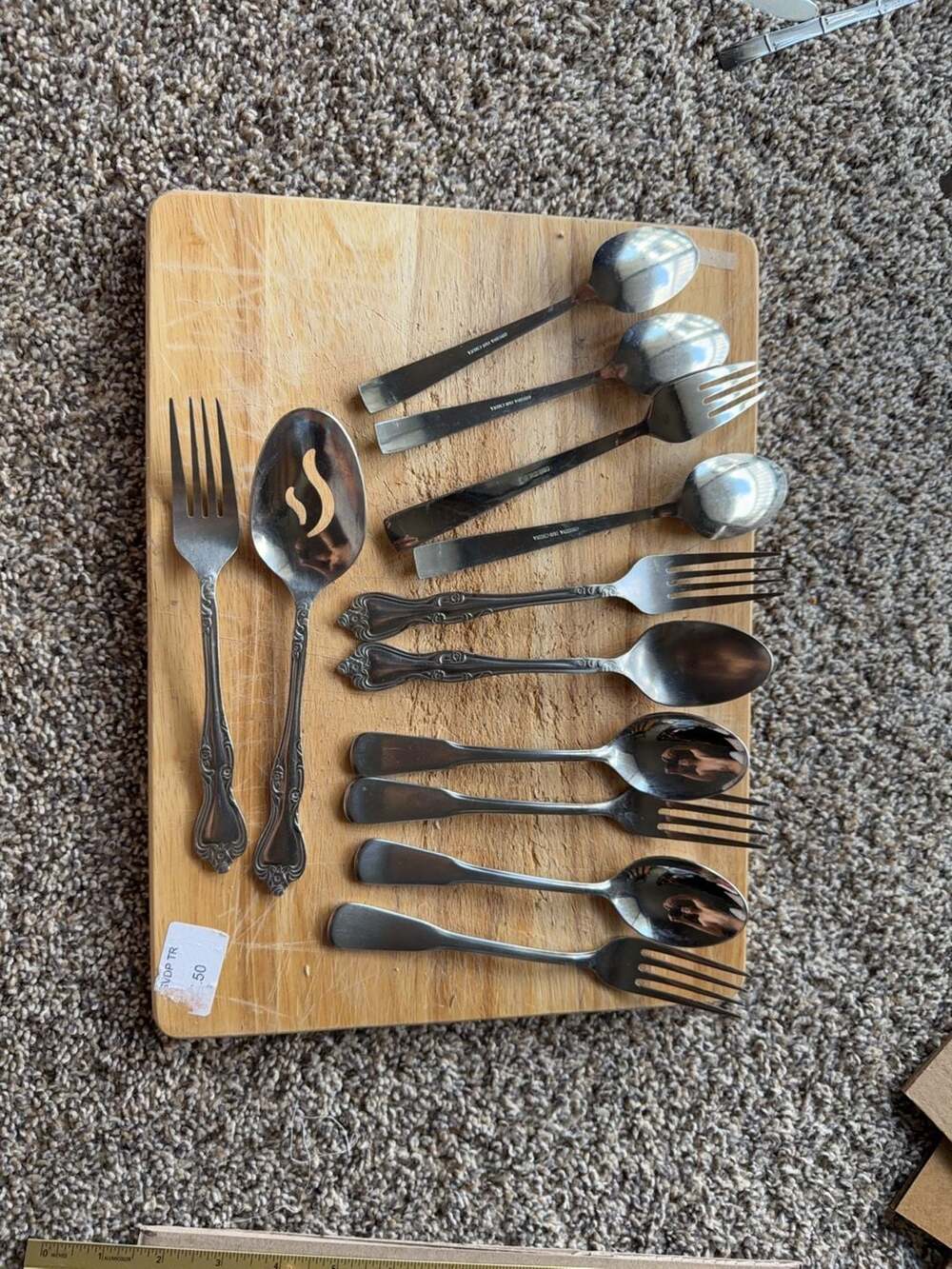 Oneida Stainless Steel Mixed Flatware Set - 12 Piece Assortment